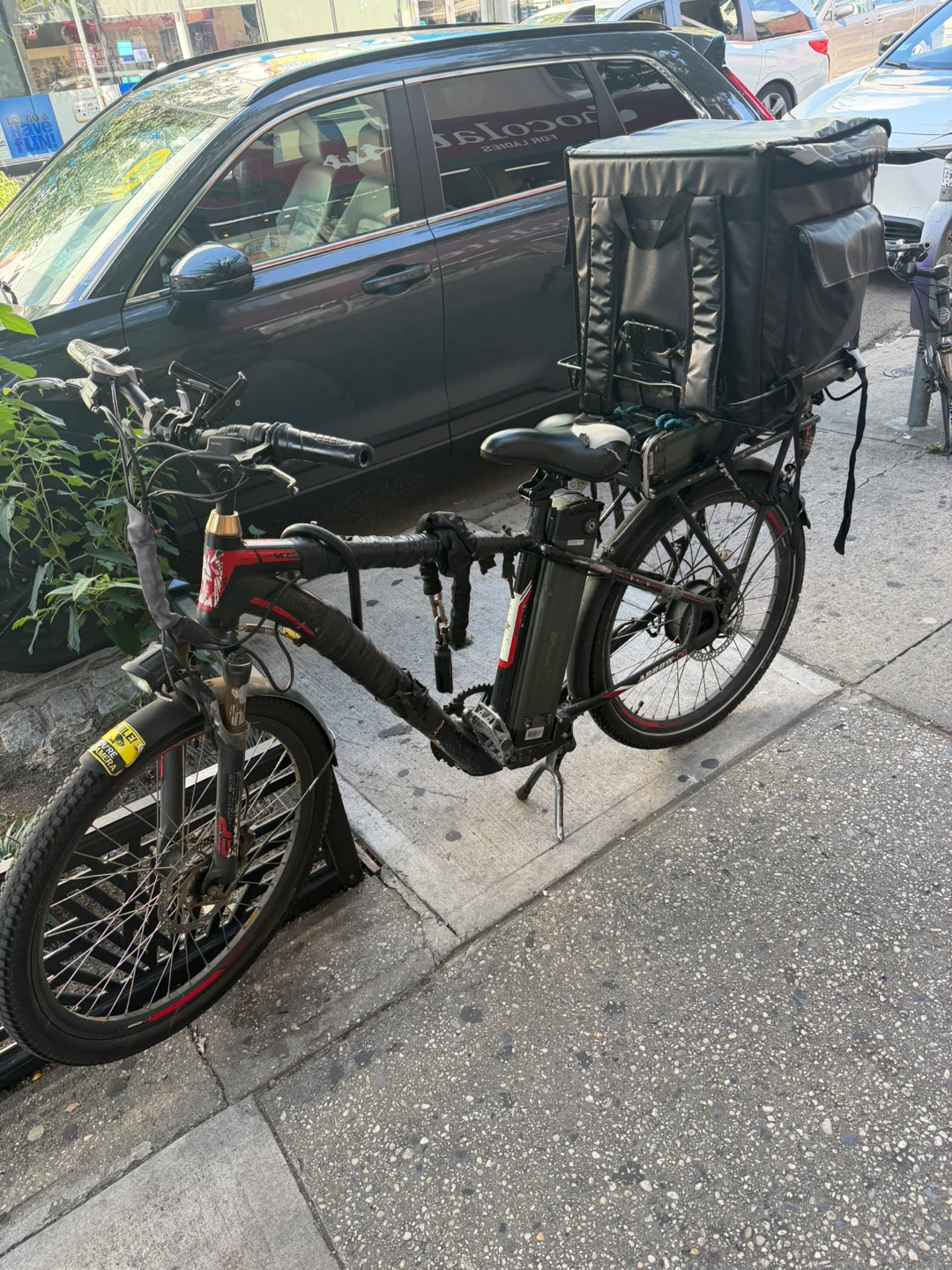 Arrow 9 Electric Delivery Bike