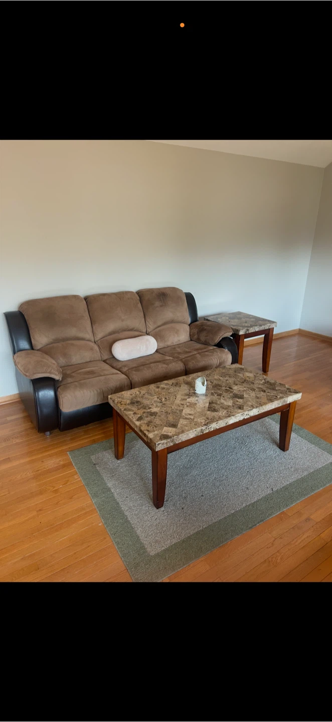 Sofa sleeper and matching recliner love seat - photo 2