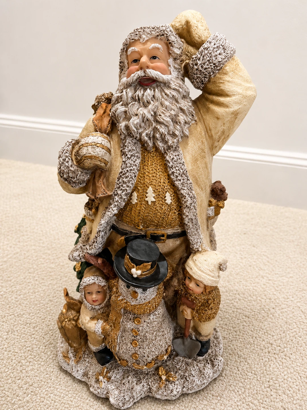 Decorative Santa Claus with Snowman and Children Figurine