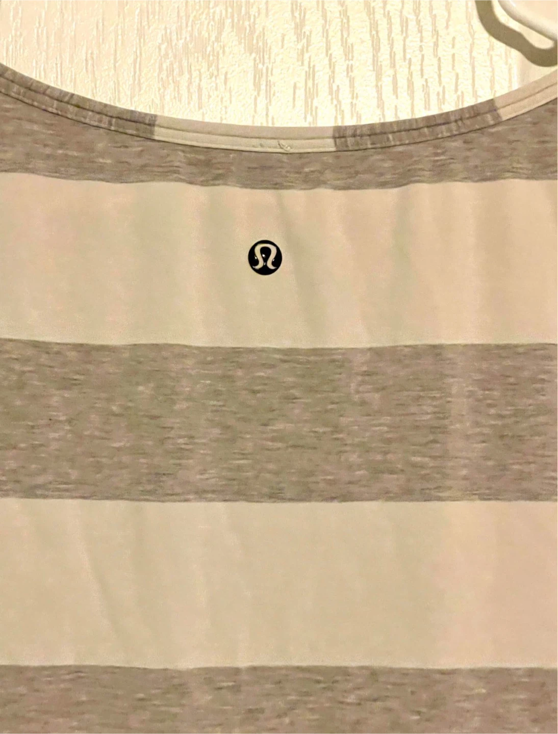 Lululemon Striped Tank Top with Pocket - photo 3