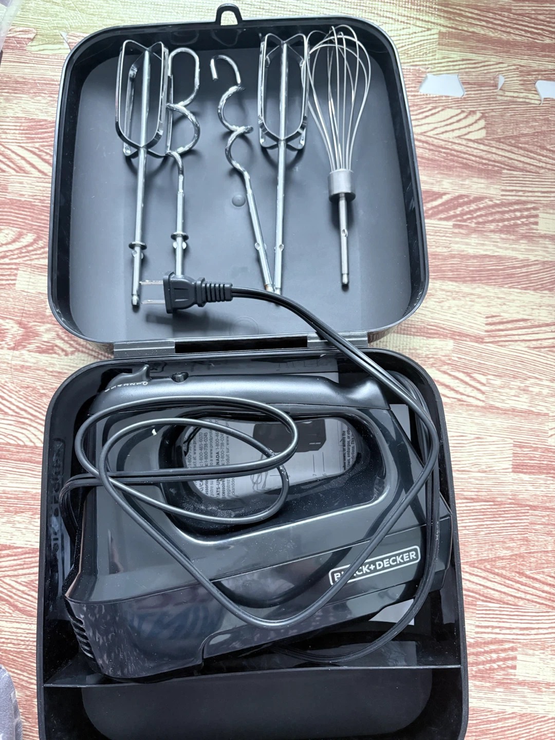 BLACK+DECKER Hand Mixer with Case