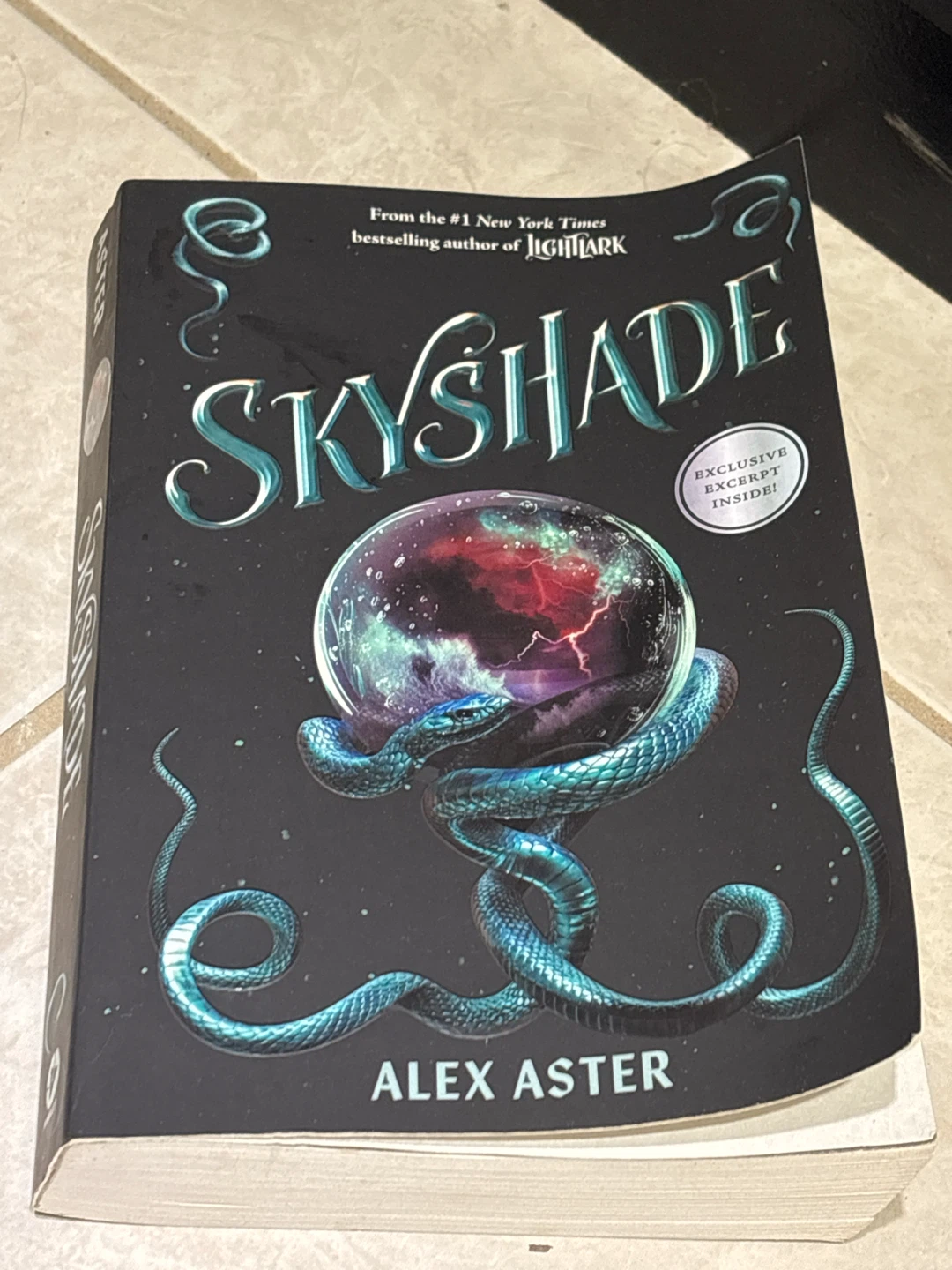 Alex Aster  LightLark Trilogy - photo 4