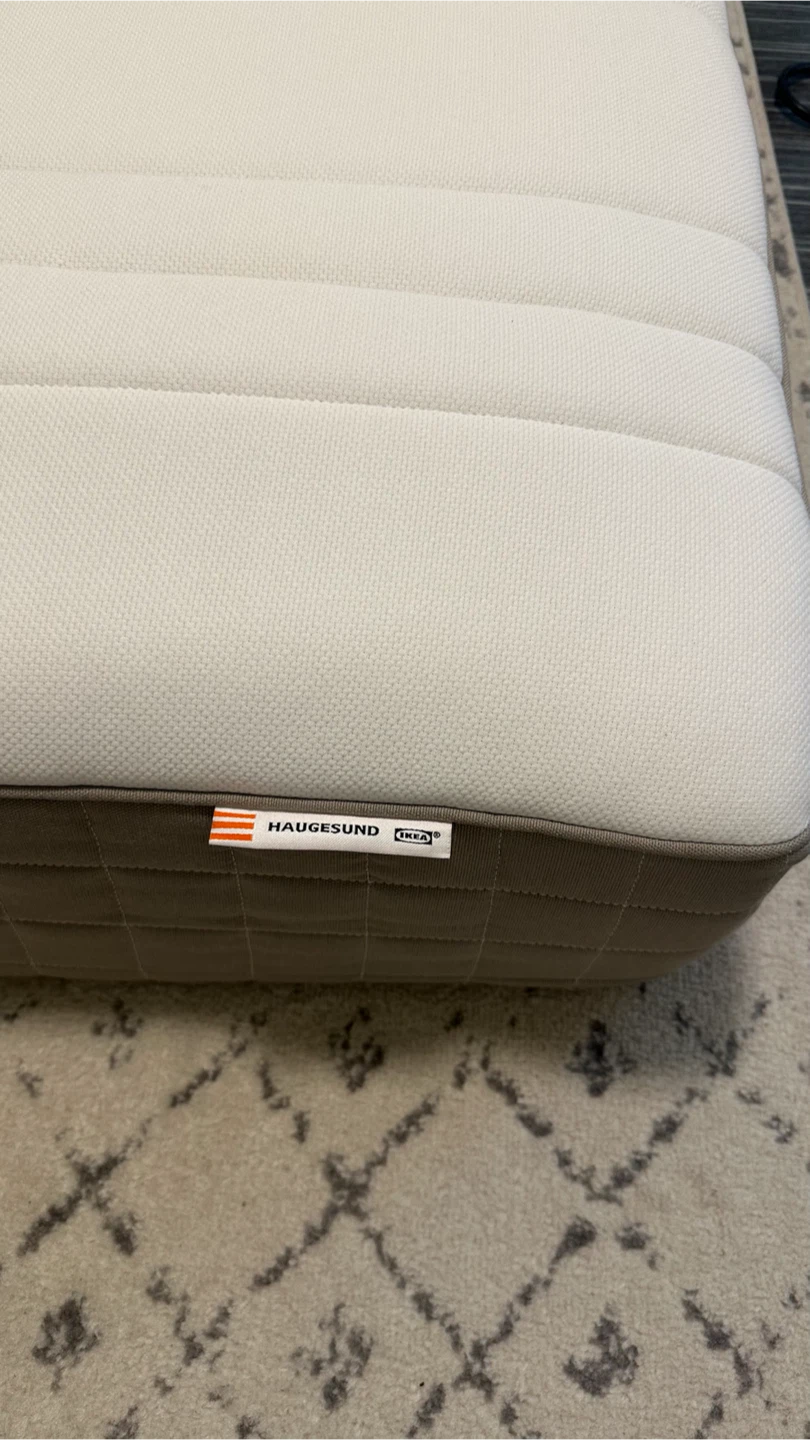 IKEA Double/Full Mattress and Mattress Protector - photo 2