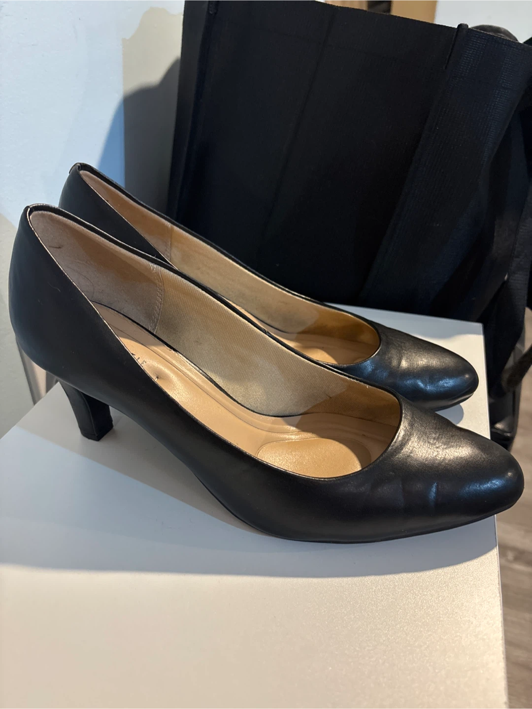 Kelly & Katie Black Leather Heels - photo 2