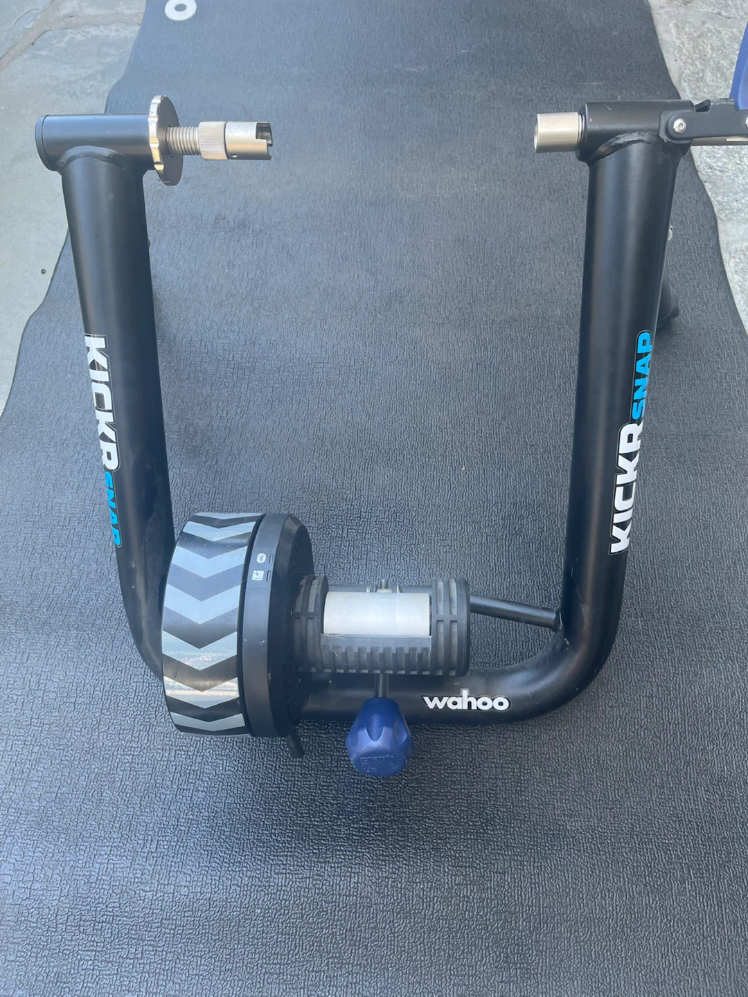 Wahoo KICKR SNAP Smart Trainer - photo 3
