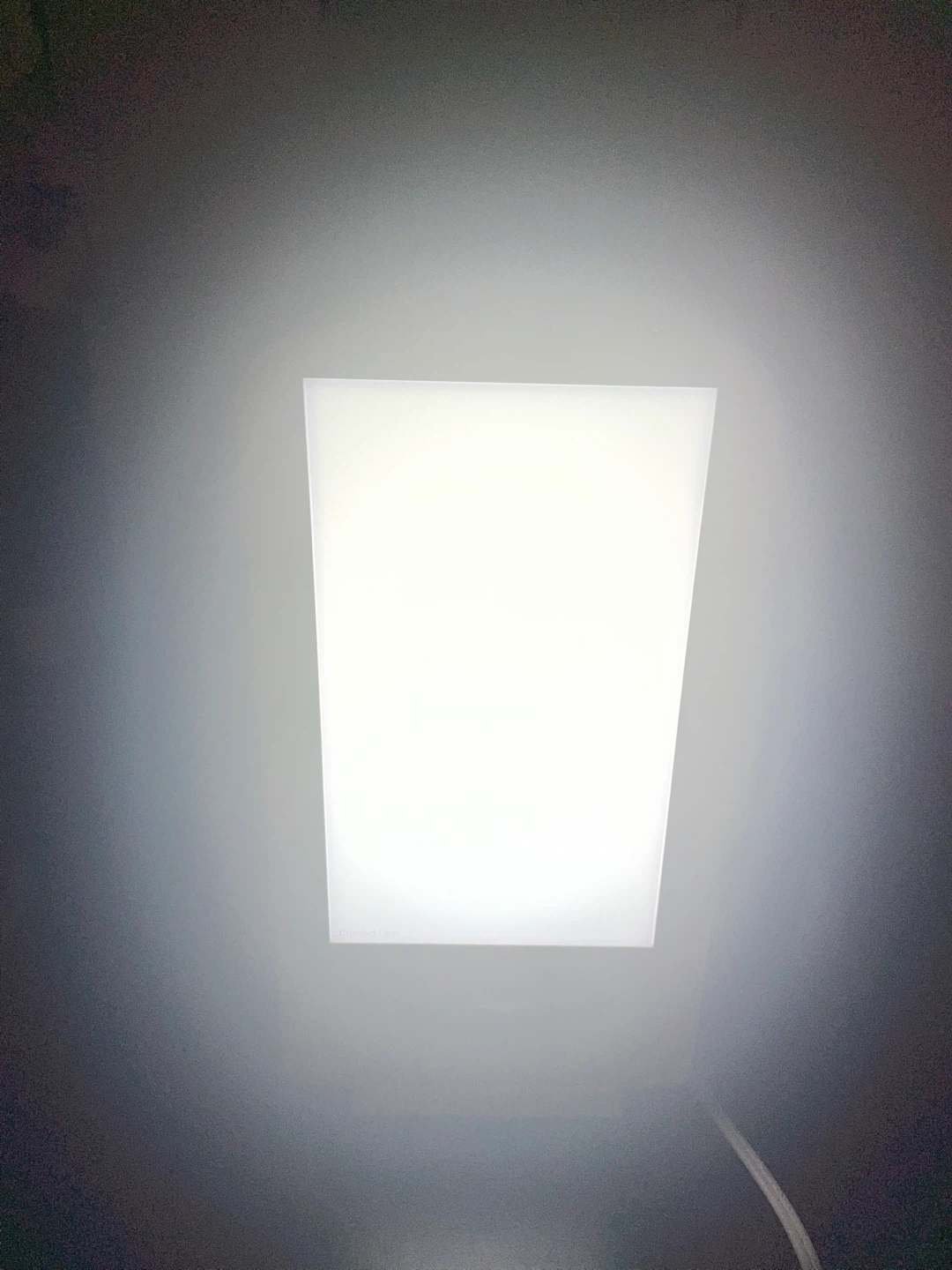 Verilux HappyLight VT15 Light Therapy Lamp - photo 4