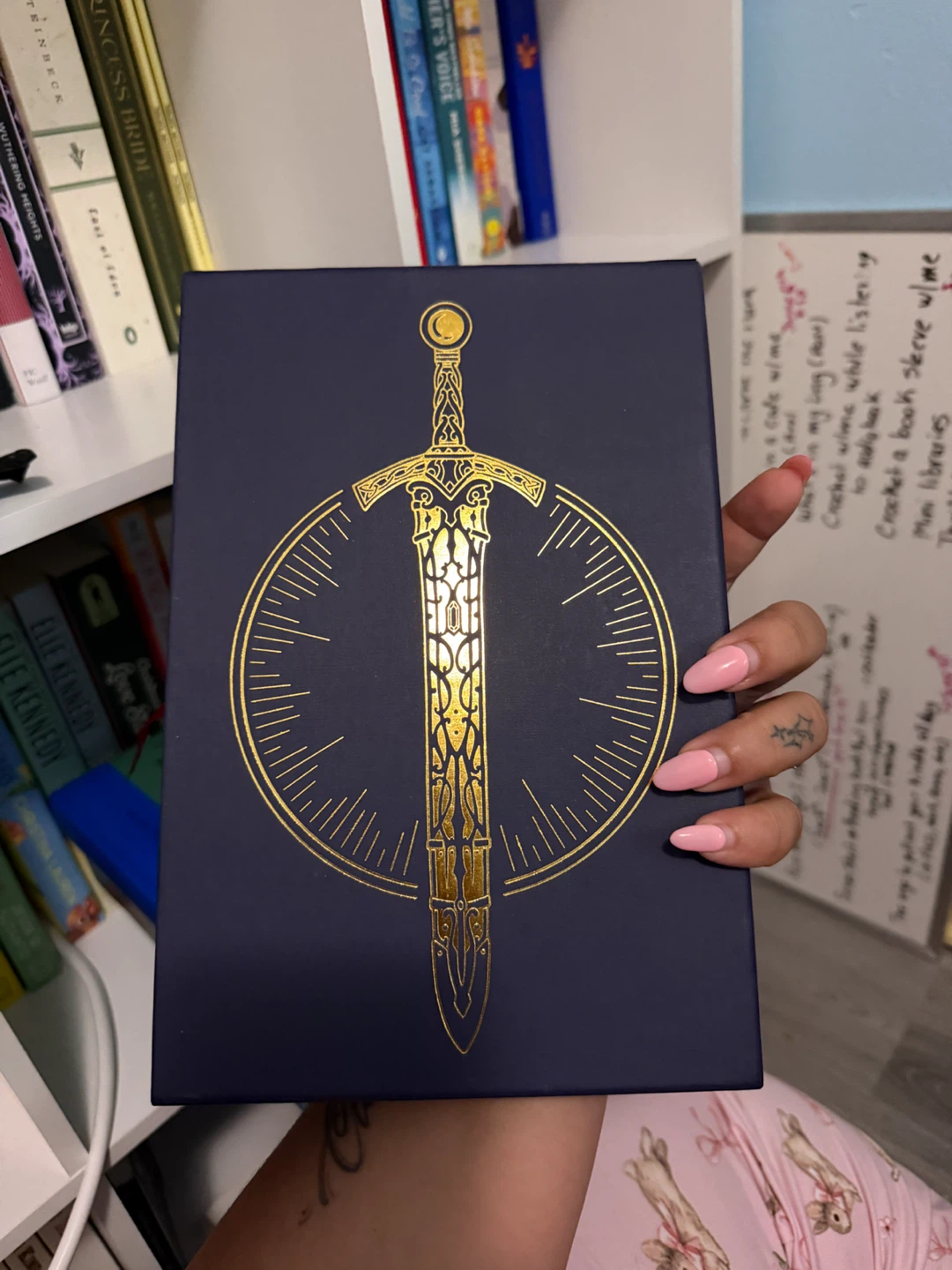 Throne of Glass Collector's Edition by Sarah J. Maas - photo 3