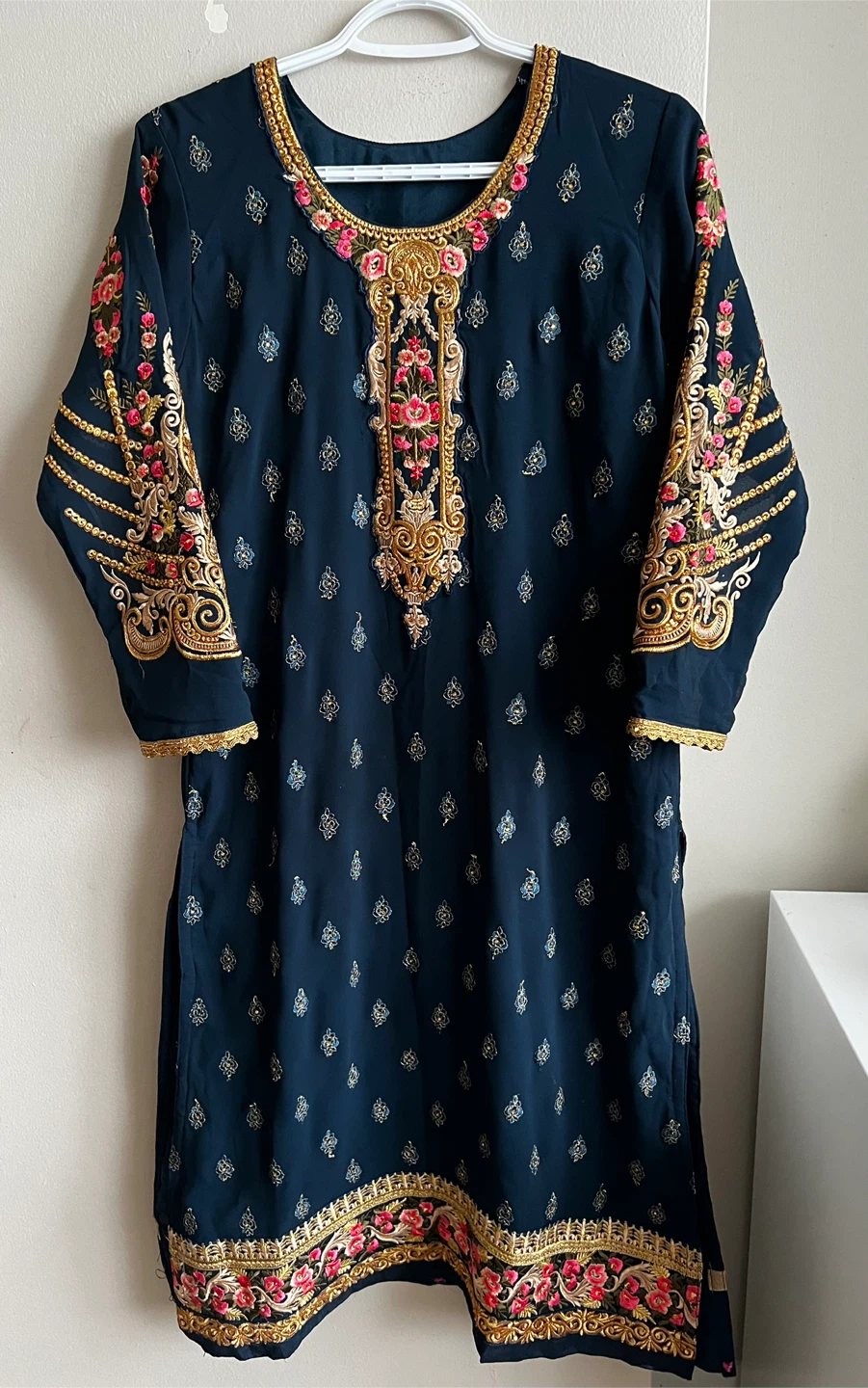 Embroidered Teal Kurti and Pants Set - photo 3