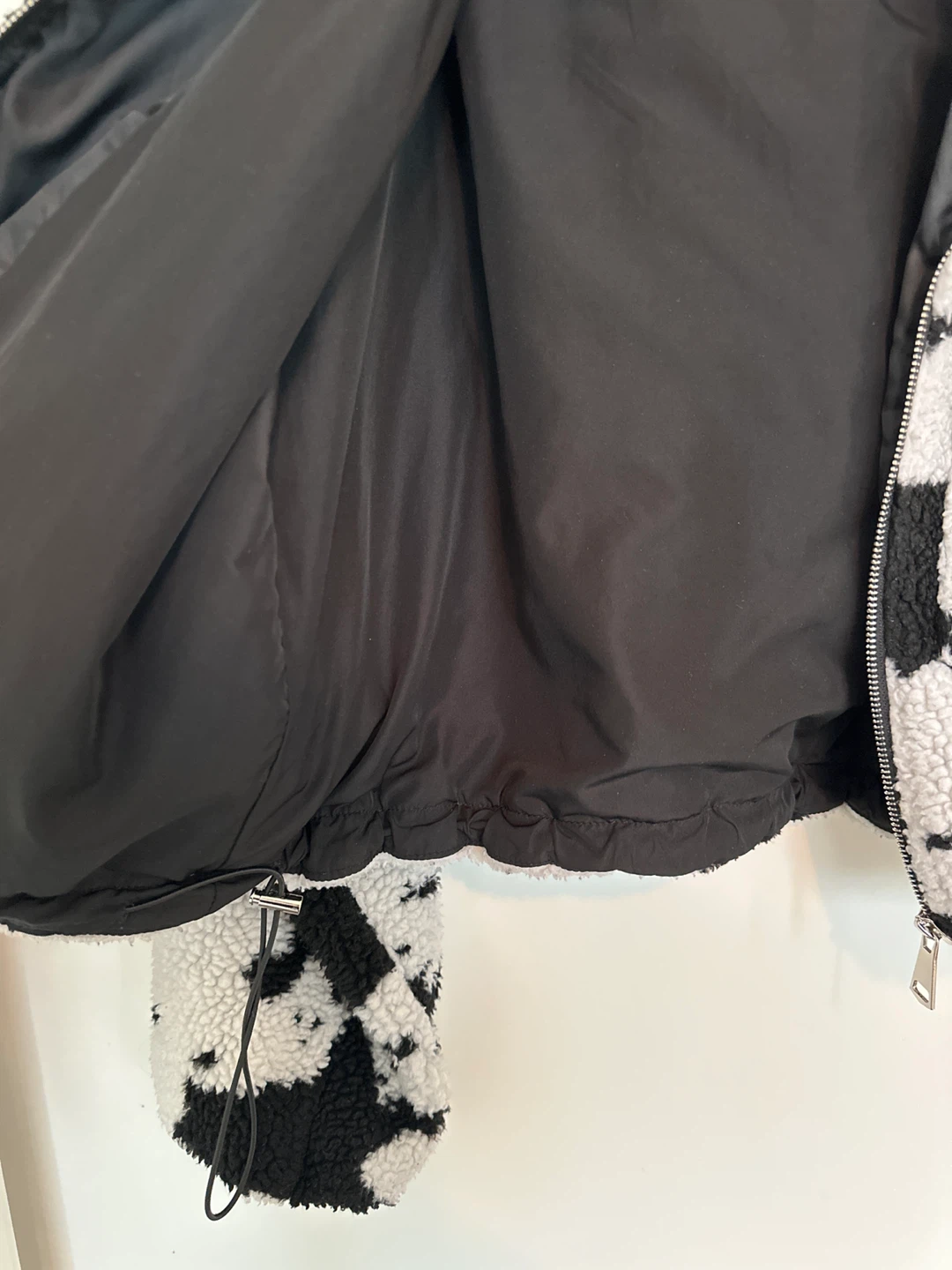Elodie saks fifth ave Cow Print Fleece Jacket - photo 4