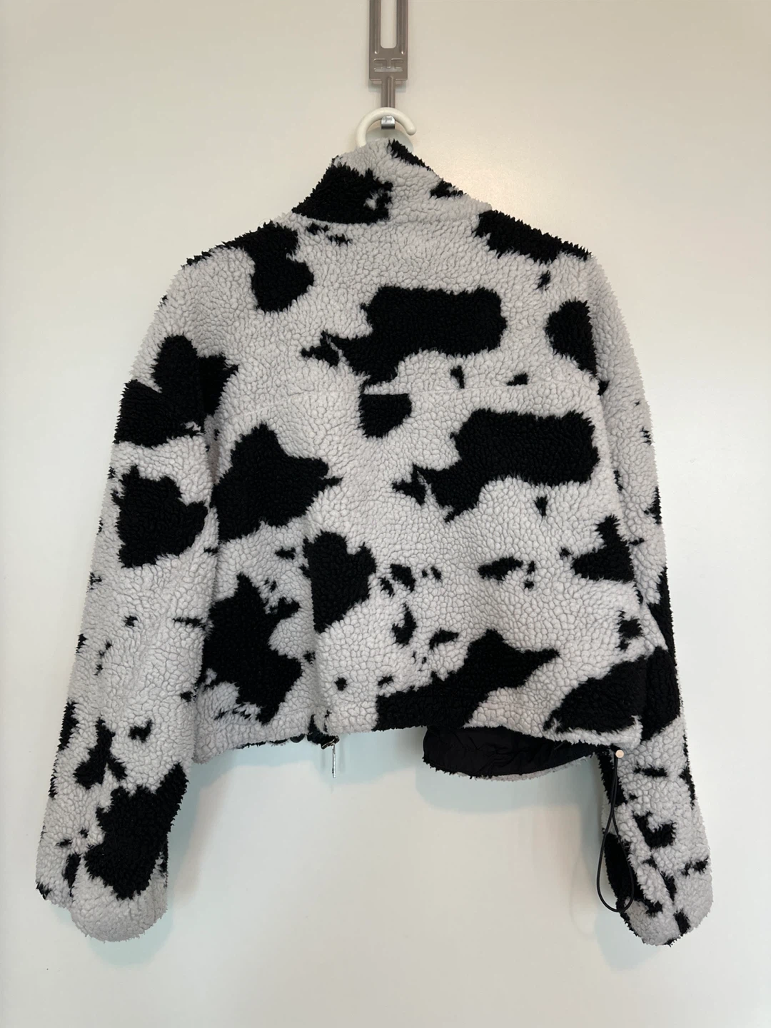 Elodie saks fifth ave Cow Print Fleece Jacket - photo 2