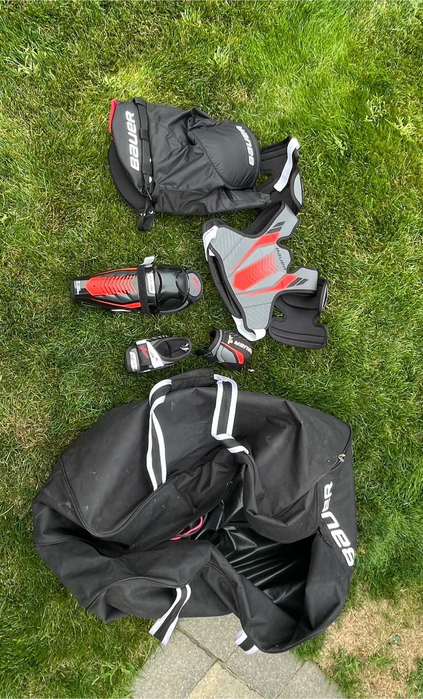 Bauer Hockey Gear Set with Bag