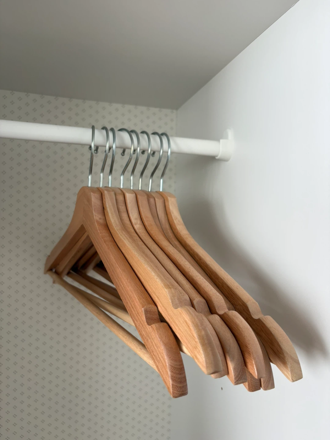 Wooden Clothes Hangers - Set of 8