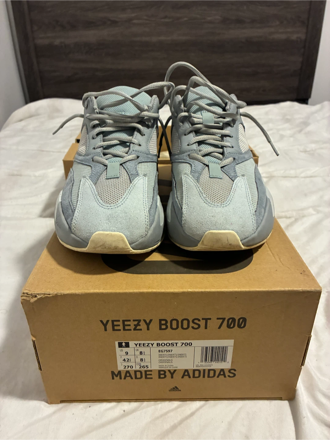 Adidas Yeezy Boost 700 MNVN US 9