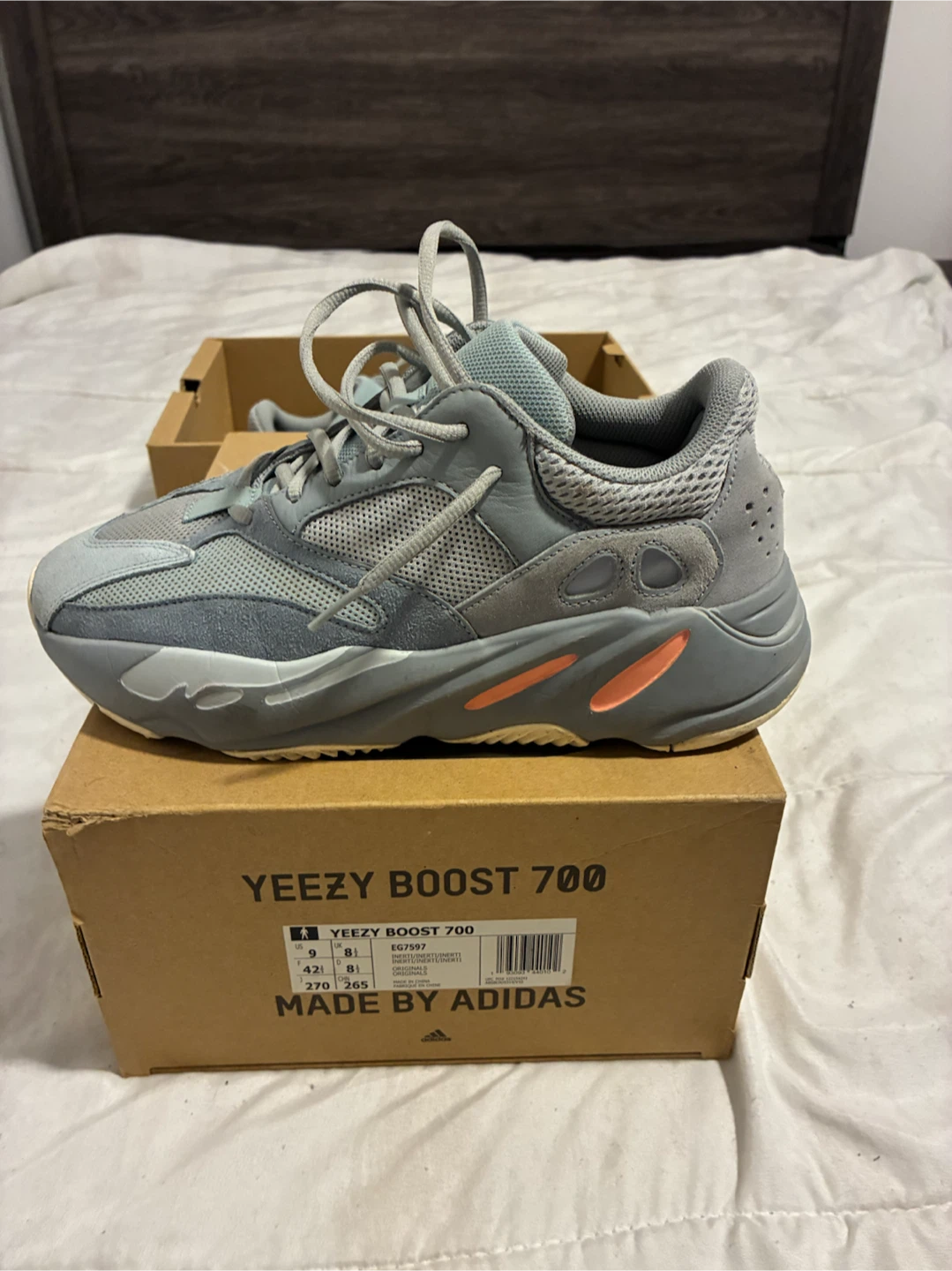 Adidas Yeezy Boost 700 MNVN US 9 - photo 2
