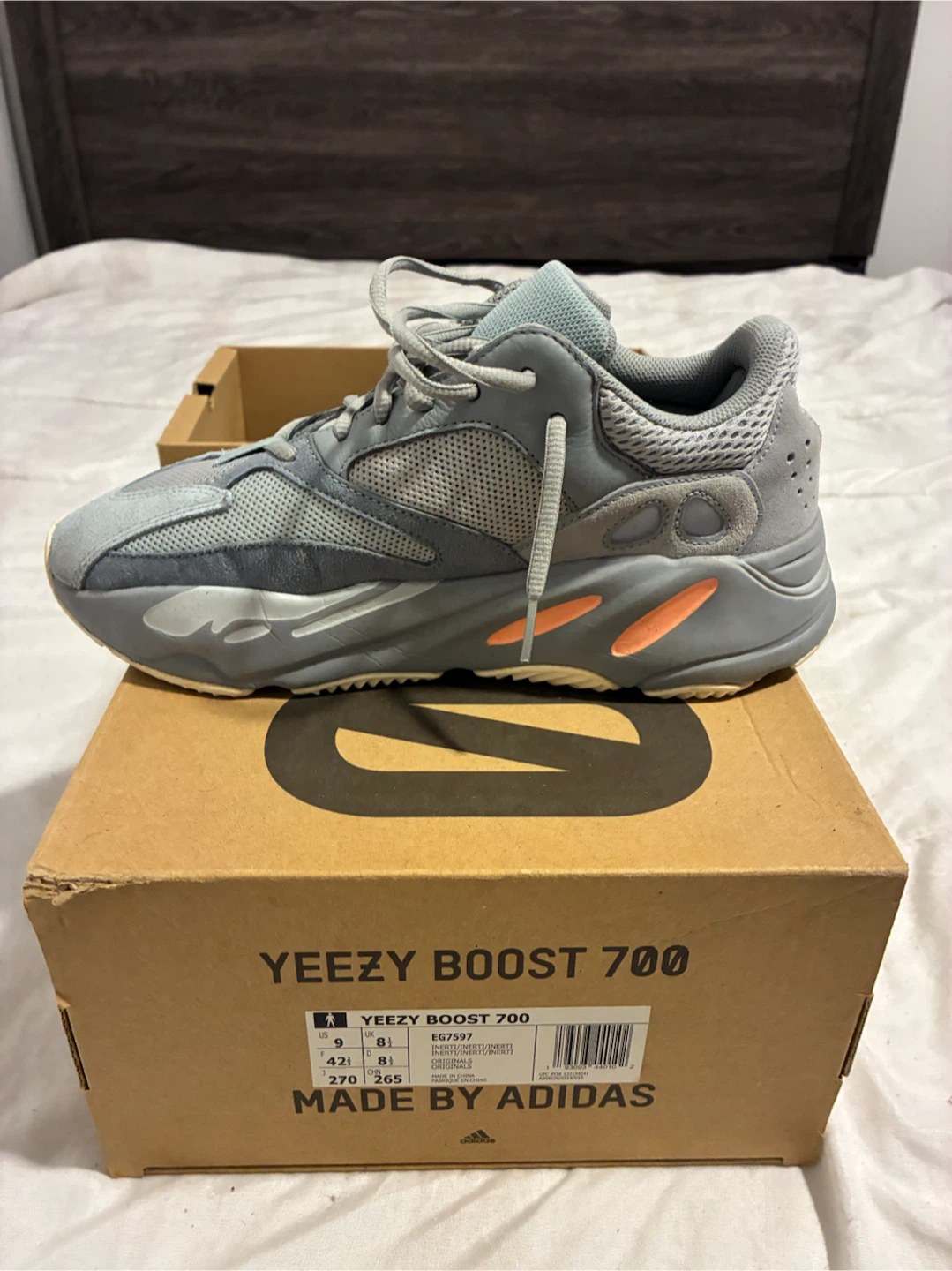 Adidas Yeezy Boost 700 MNVN US 9 - photo 3