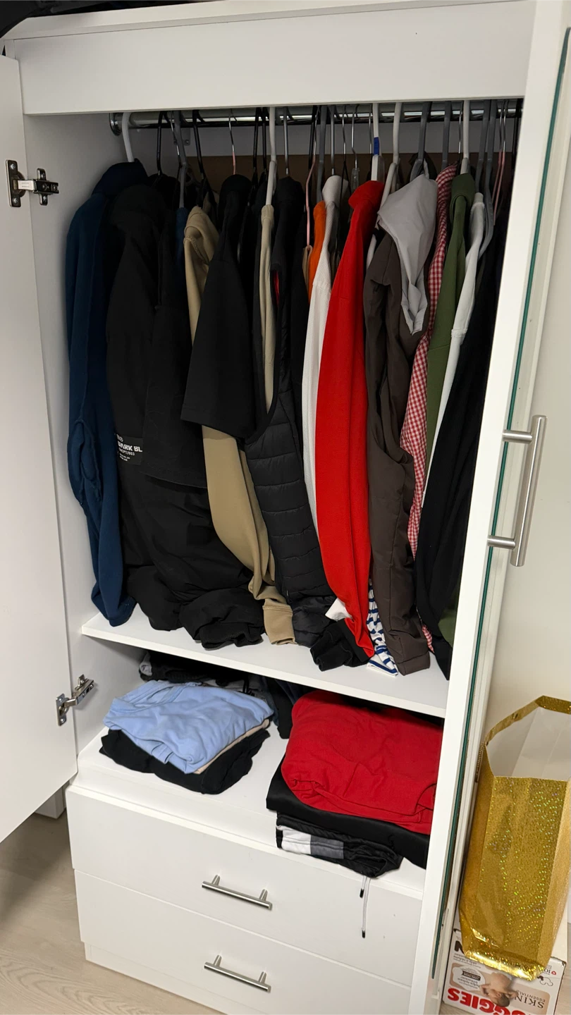 White Wardrobe with Mirror and Drawers - photo 4