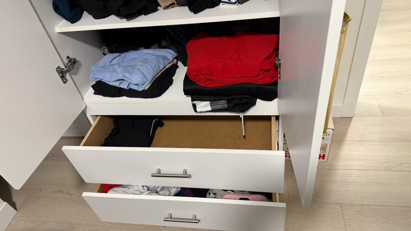 White Wardrobe with Mirror and Drawers - photo 5