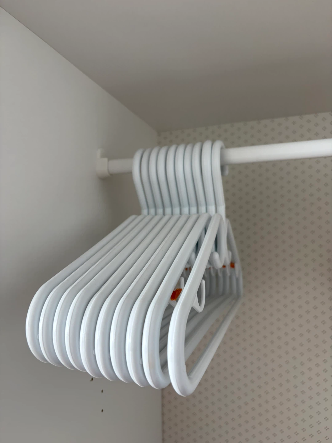 White Plastic Clothes Hangers (Set of 10)