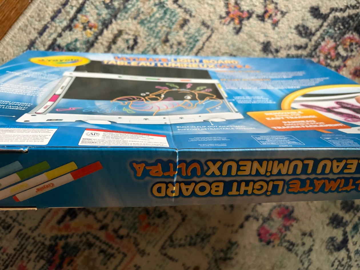 Crayola Ultimate Light Board - photo 3