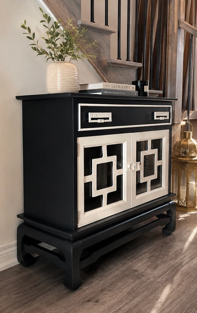 Storage cabinet
