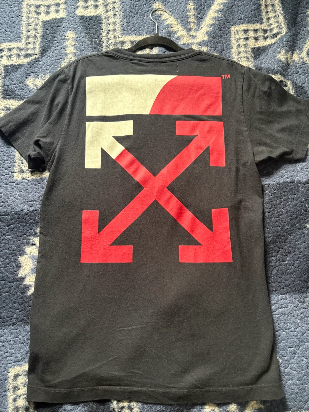 Off-White Oval Logo T-Shirt (size small) (READ DESCRIPTION) - photo 2