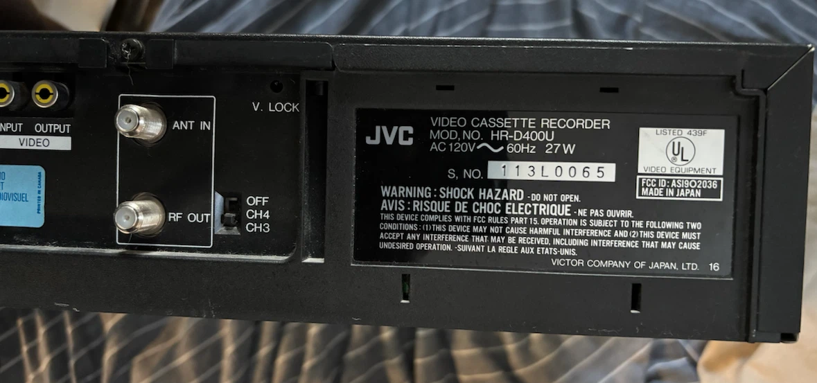 JVC HR-D400U VHS Hi-Fi Stereo VCR - photo 2