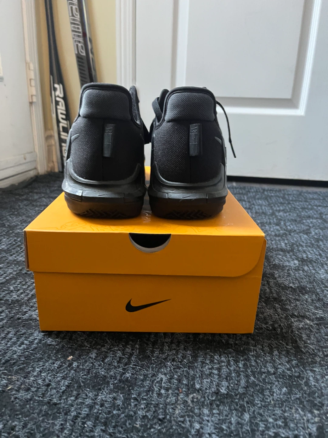 Nike Lebrkn Witness Vl - photo 3