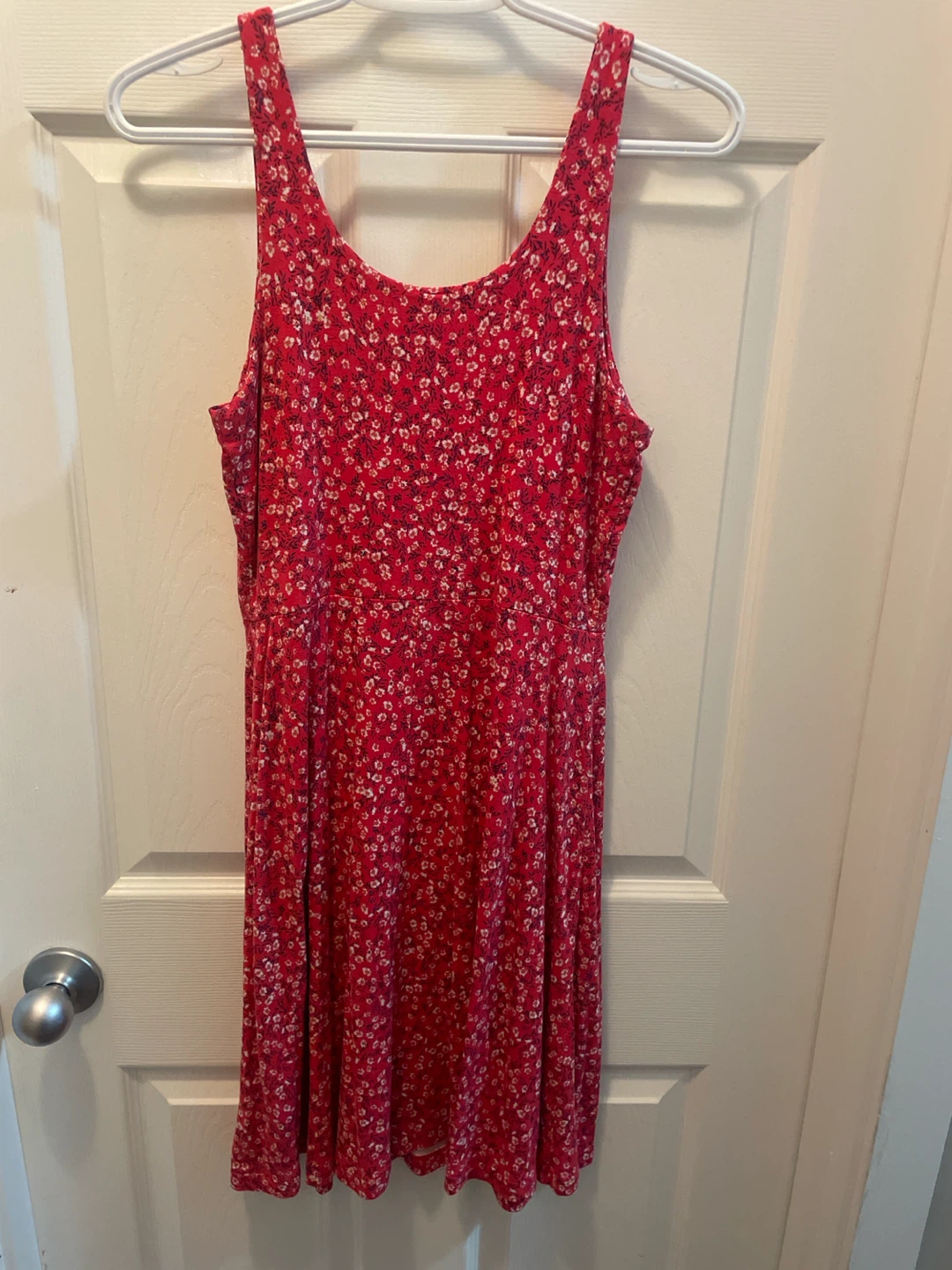 Old Navy Red Floral Tank Dress - Size M - photo 2