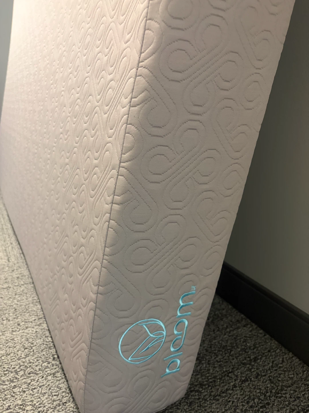 Queen mattress in good condition - photo 2
