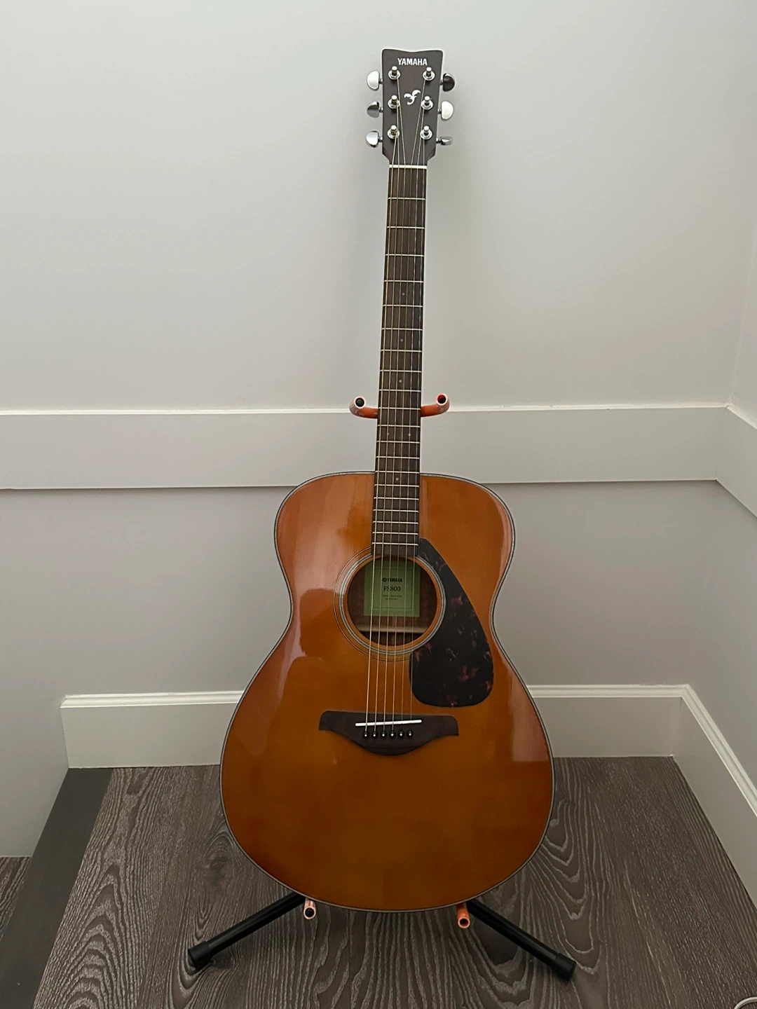Yamaha Acoustic Guitar with Capo and Tuner