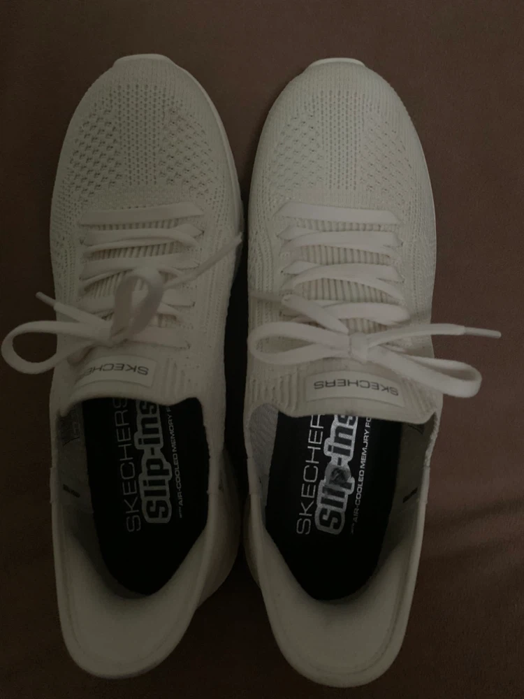 Brand new Skechers Slip-Ins White Women's Sneakers