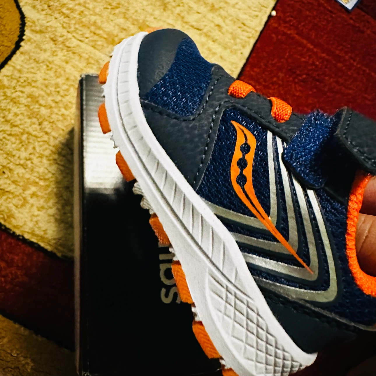 Saucony Wind FST Jr. Sneaker Navy/Orange Size 4 M - photo 2