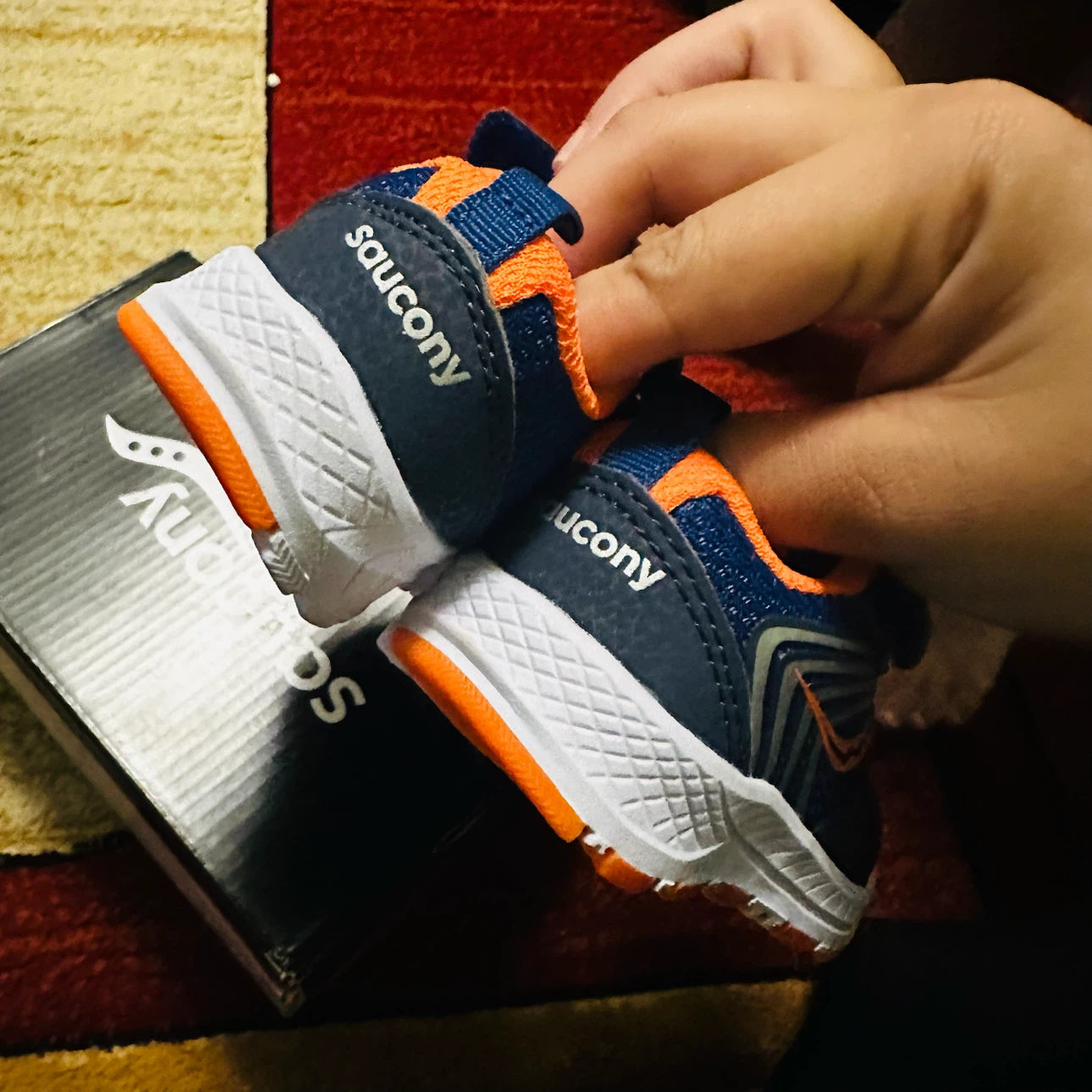 Saucony Wind FST Jr. Sneaker Navy/Orange Size 4 M - photo 4