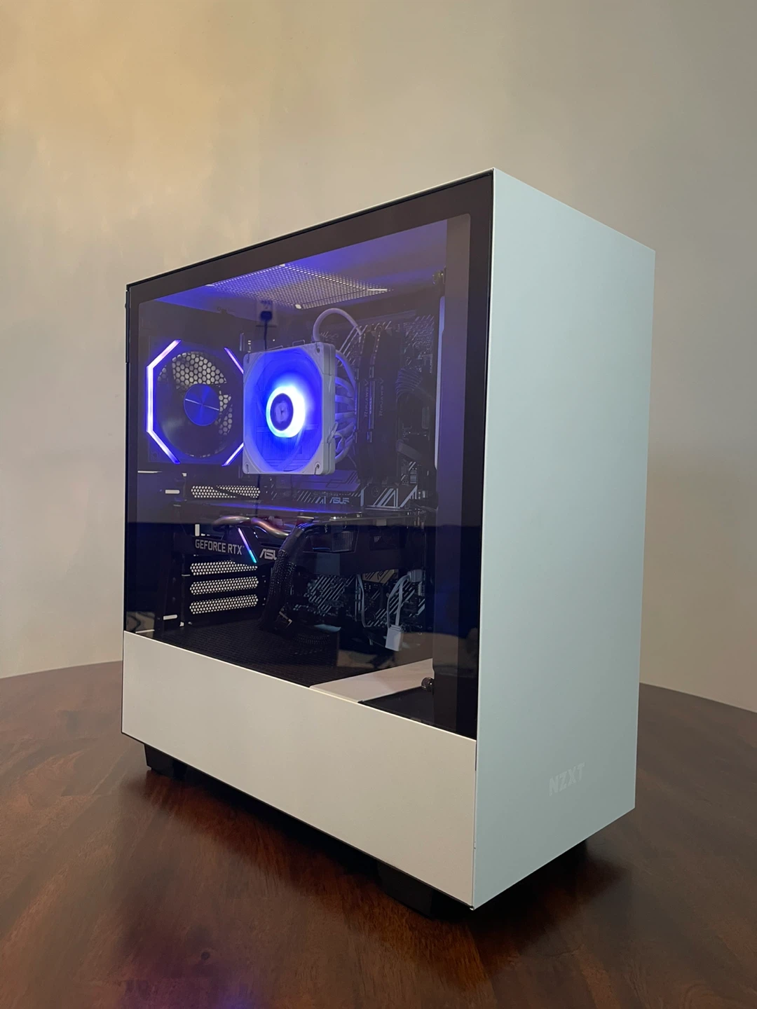 CUSTOM GAMING PC