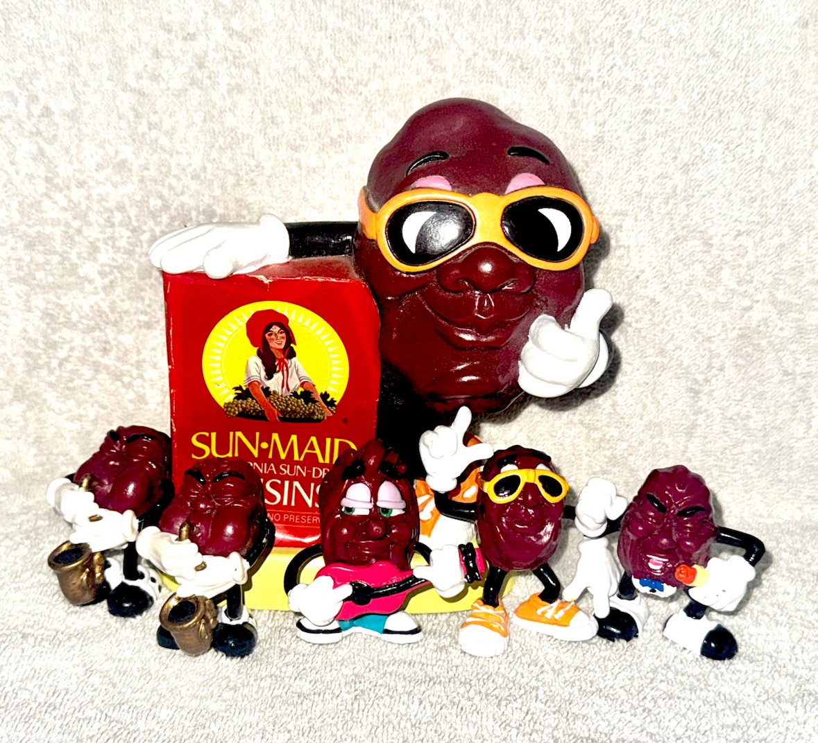 Vintage California Raisins 6 Figure Lot 1987-88 - photo 2