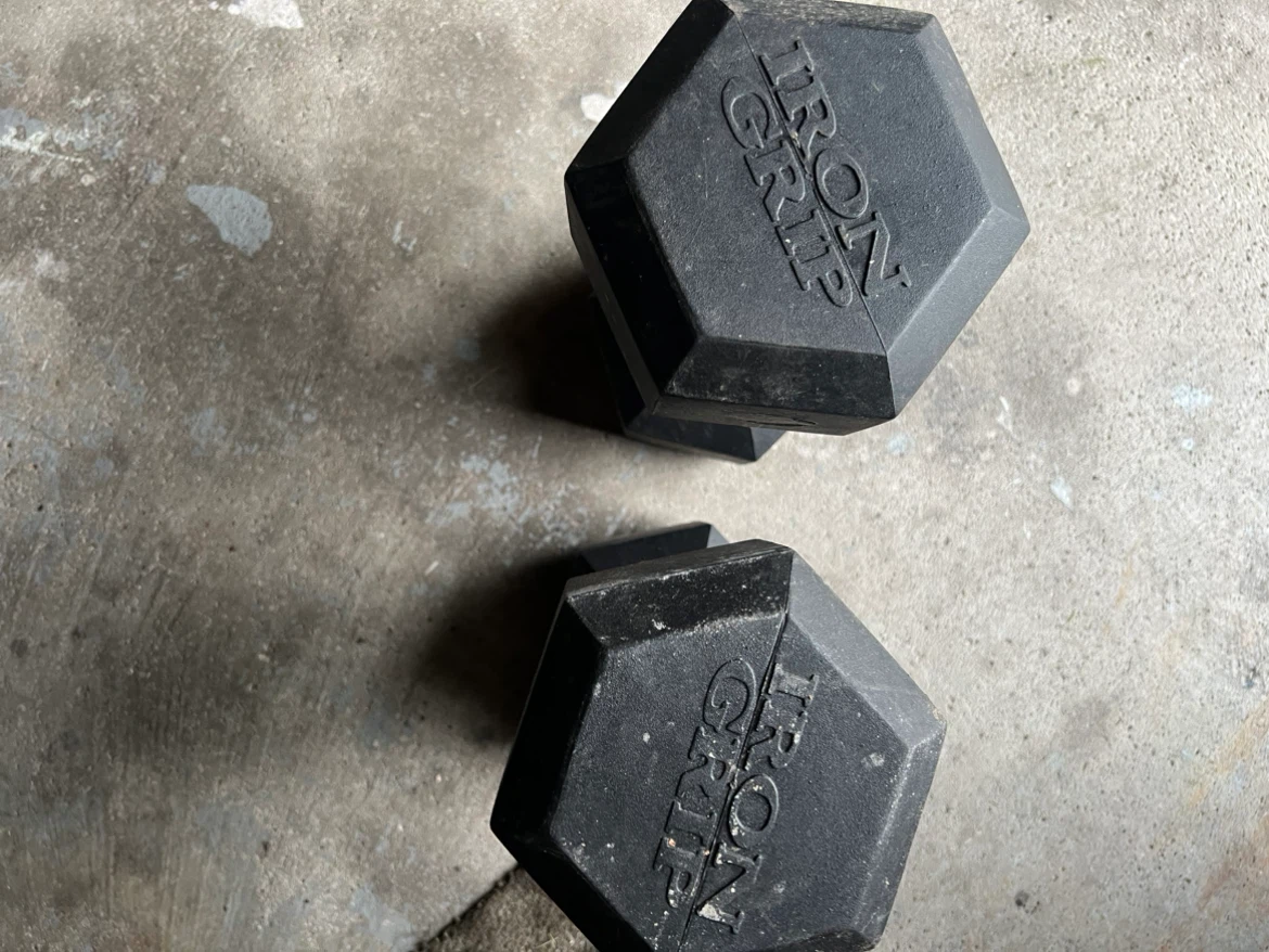 Iron Grip 40lb Dumbbells (Pair) (best offer) - photo 3