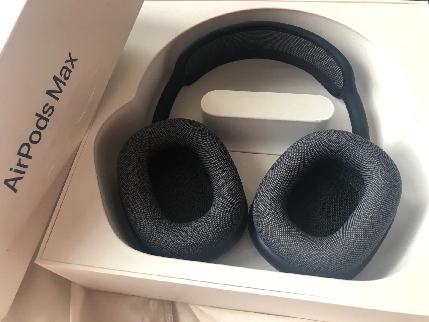 Apple AirPods Max Headphones - photo 2
