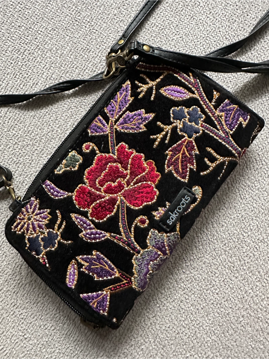 Sakroots Crossbody/ Wristlet Bag - East York