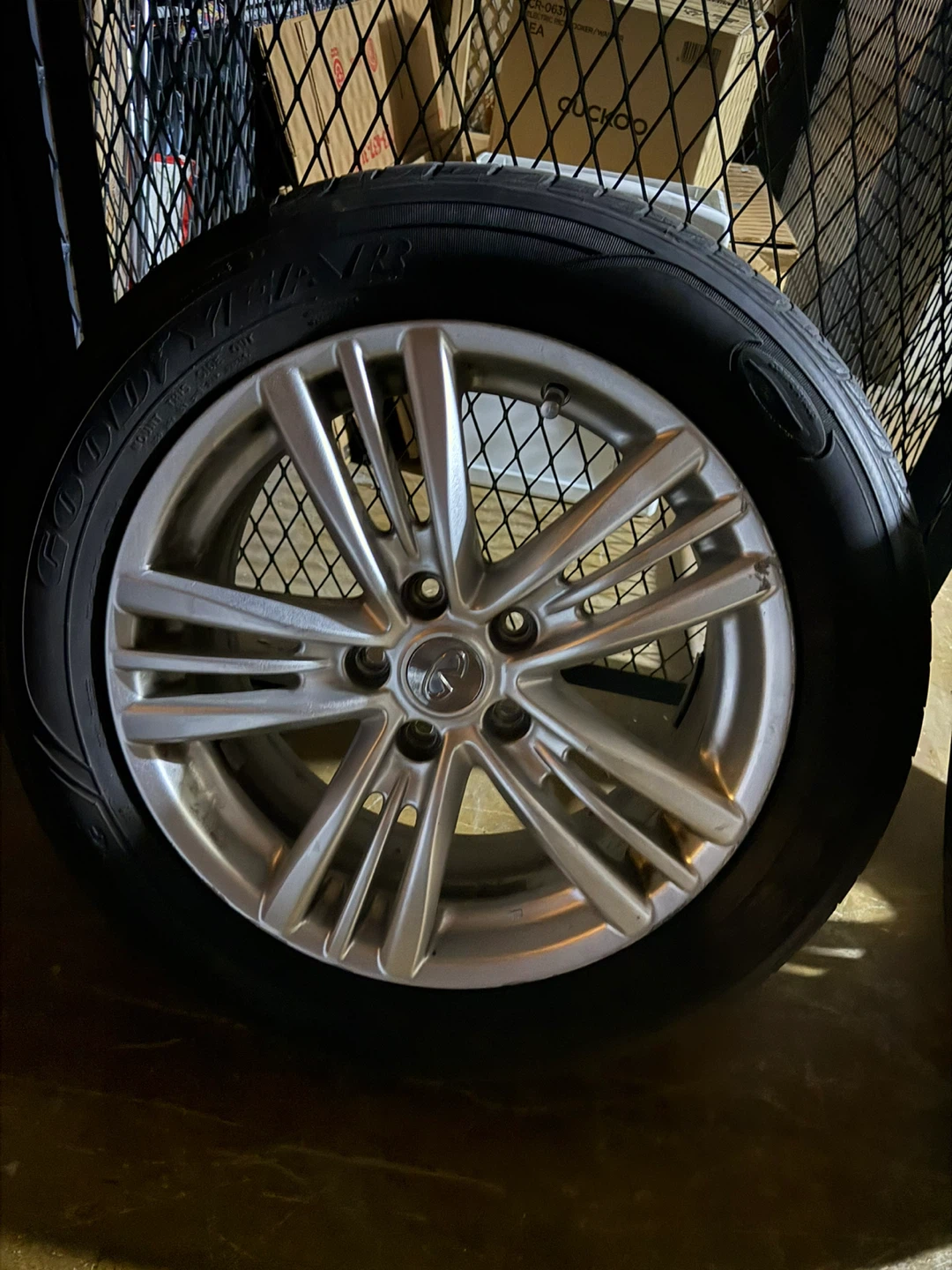 Infiniti G37/G37x rims and tires - photo 3