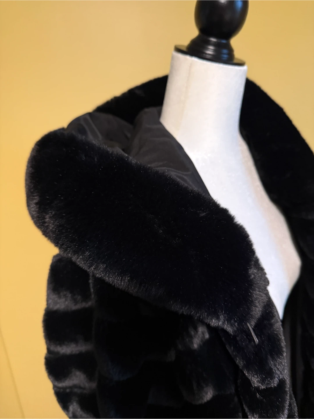 Reversible faux fur coat-Large-like new - photo 3