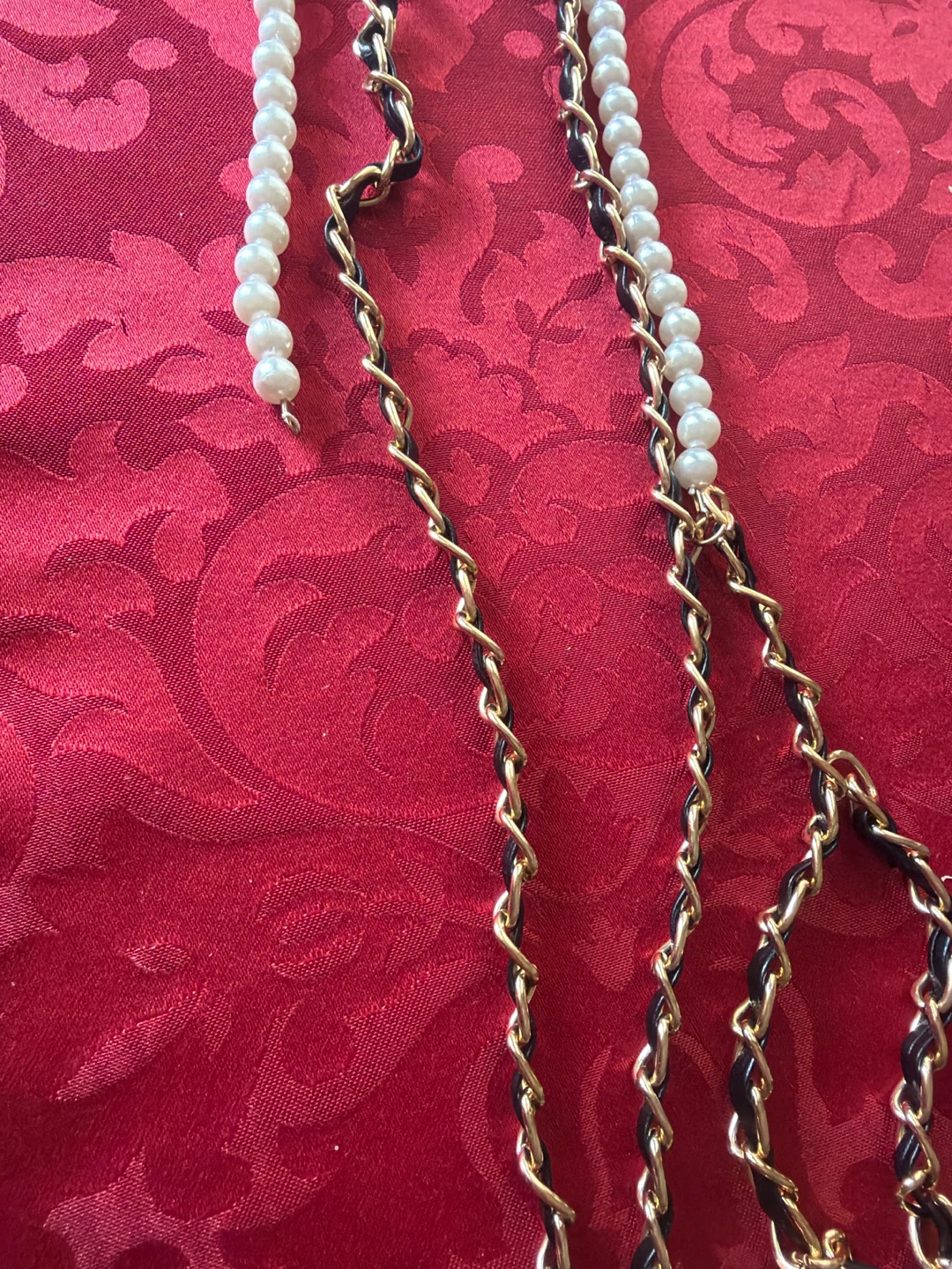 Jewelry Set: Rhinestone Chain, Black & Gold Chain - photo 4