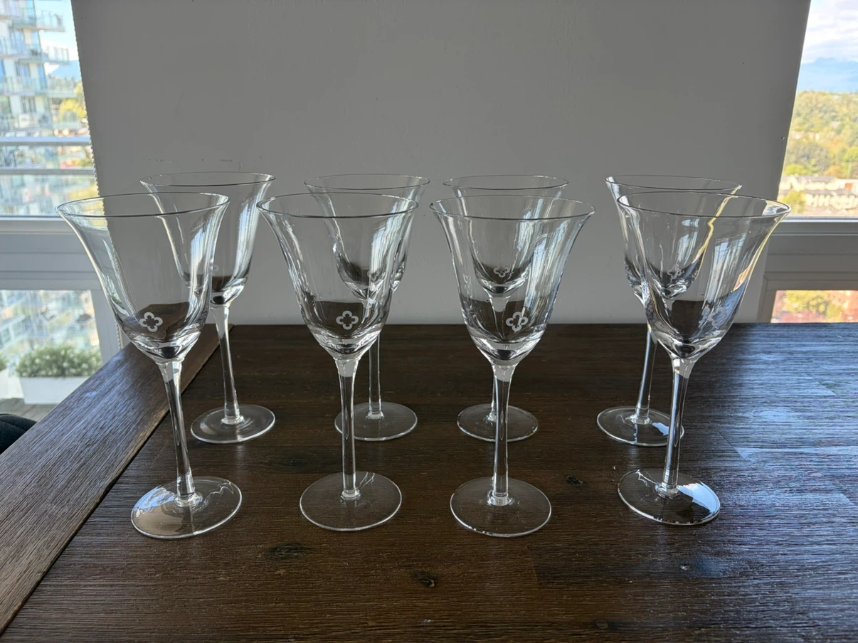 Set of 8 Wine Glasses - photo 2