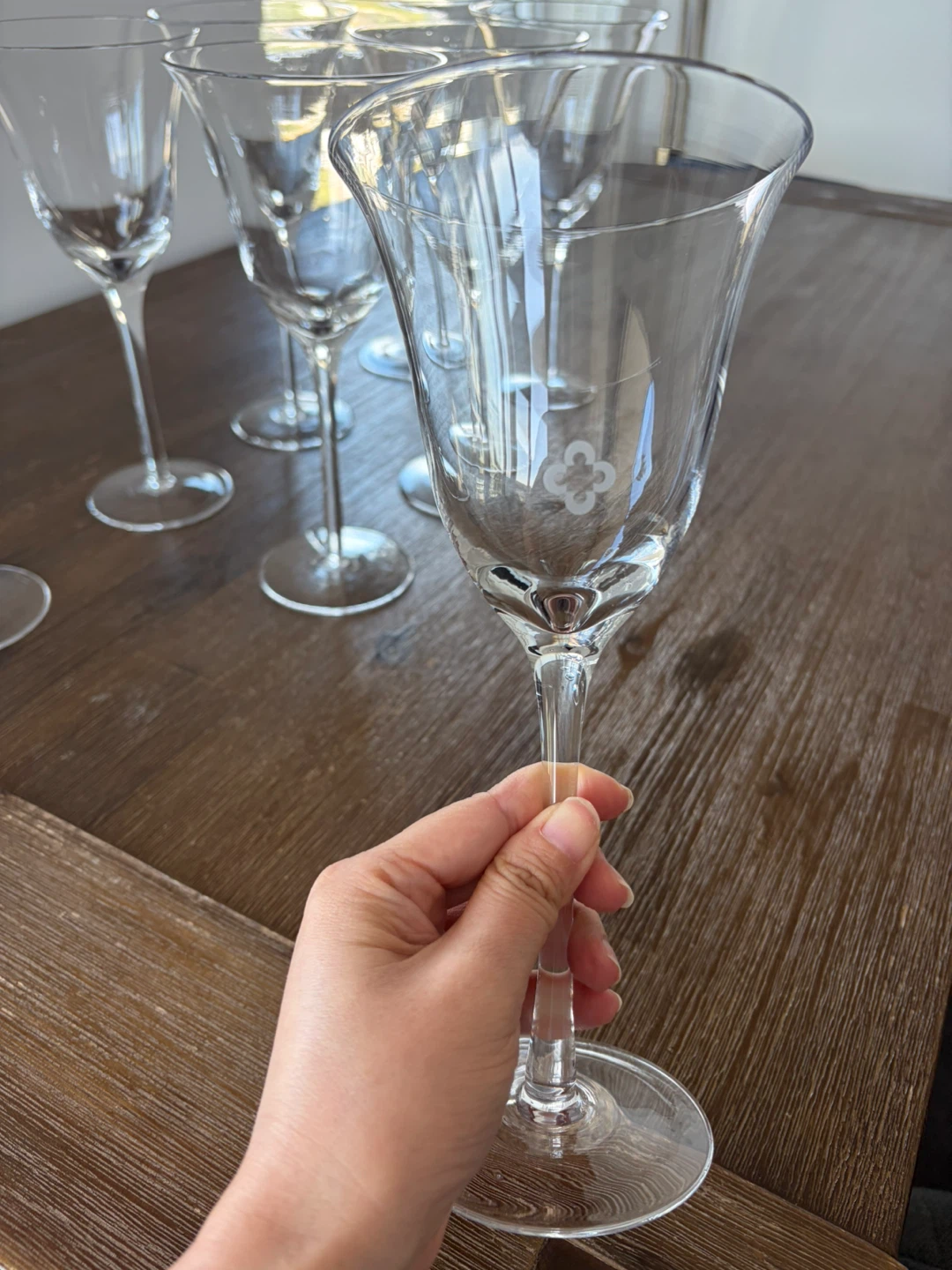 Set of 8 Wine Glasses - photo 4