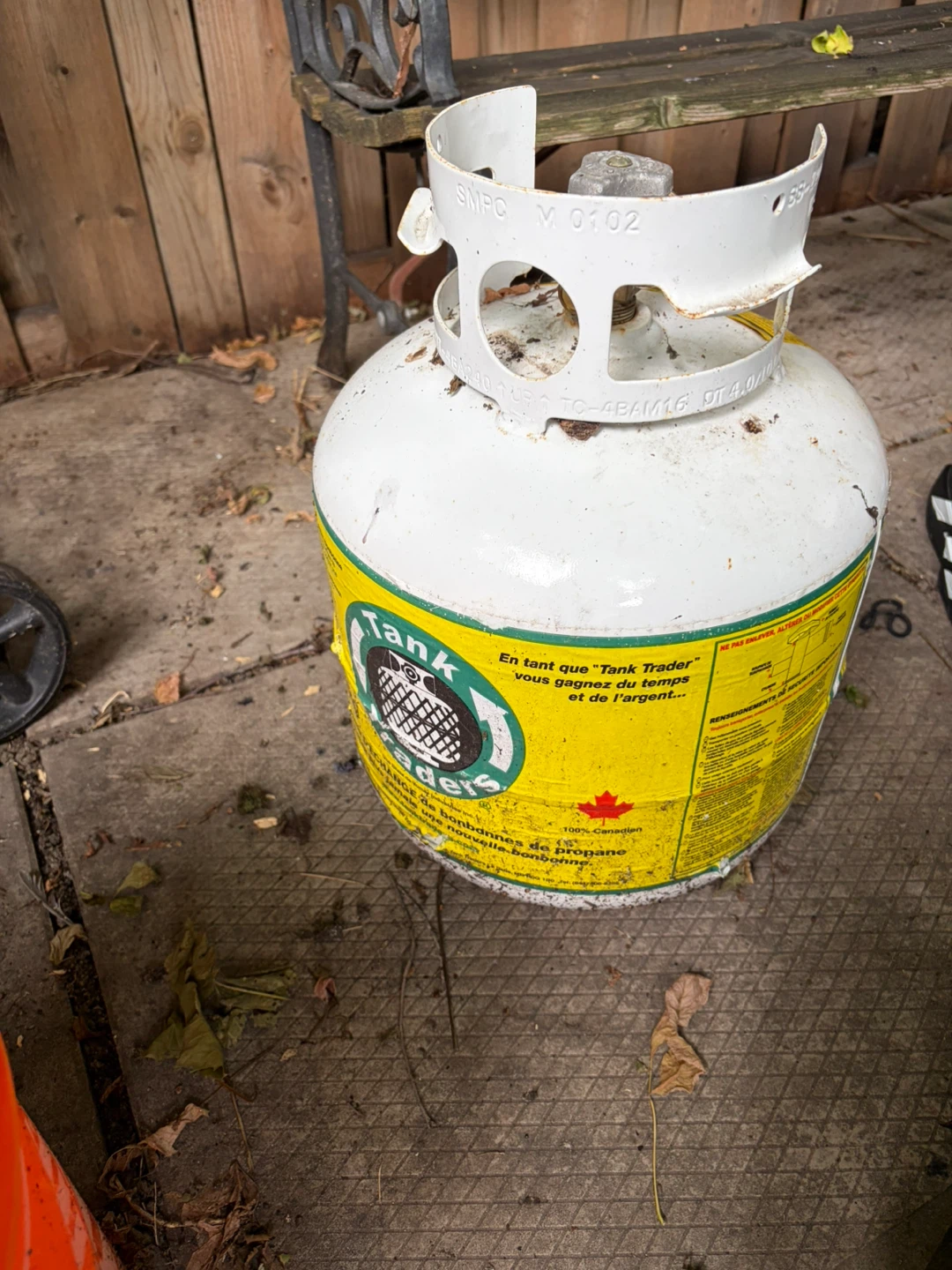 Broil-Mate Gas Grill with Propane Tank - photo 4