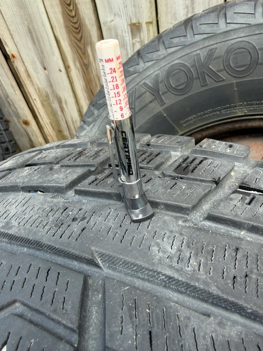 Yokohama Ice Guard Winter Tires - photo 2