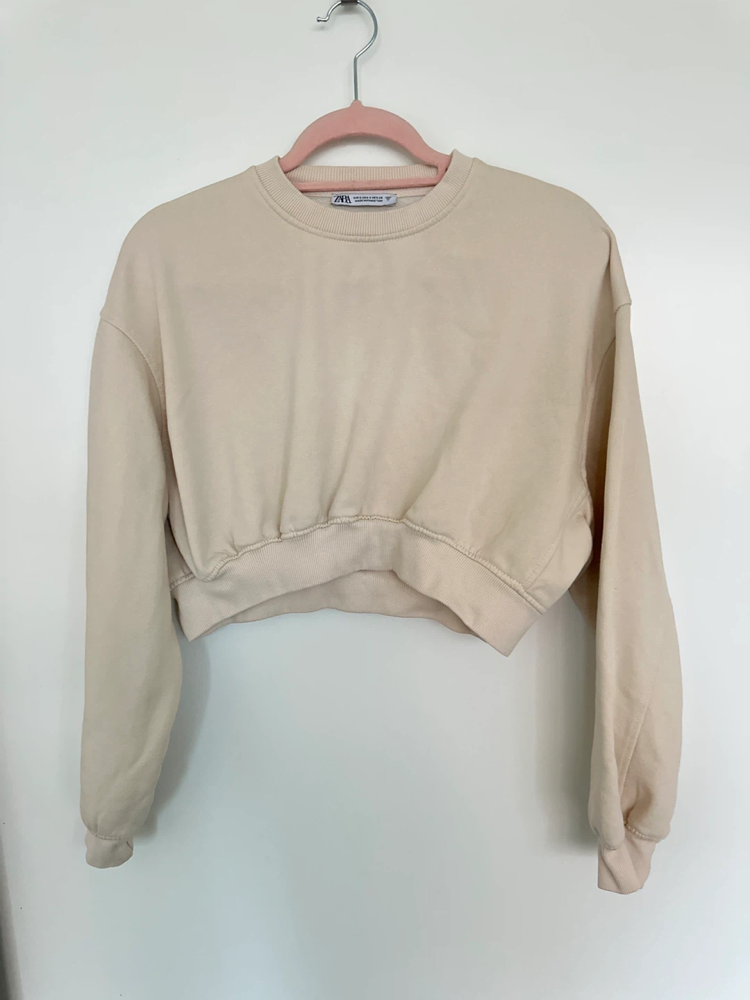 ZARA Beige Cropped Sweatshirt