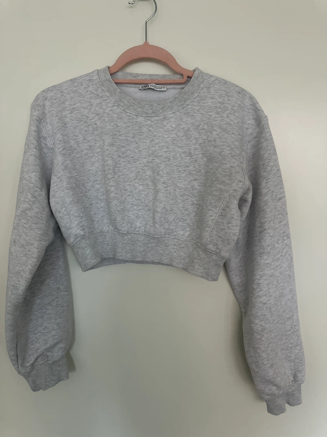 ZARA Grey Cropped Sweatshirt