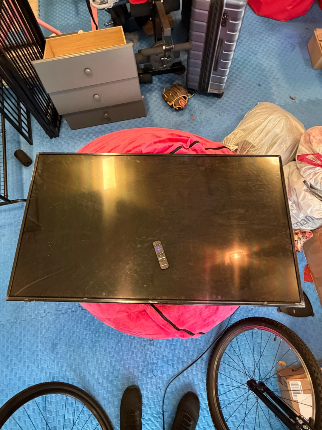 Hisense 55 inch TV with Remote