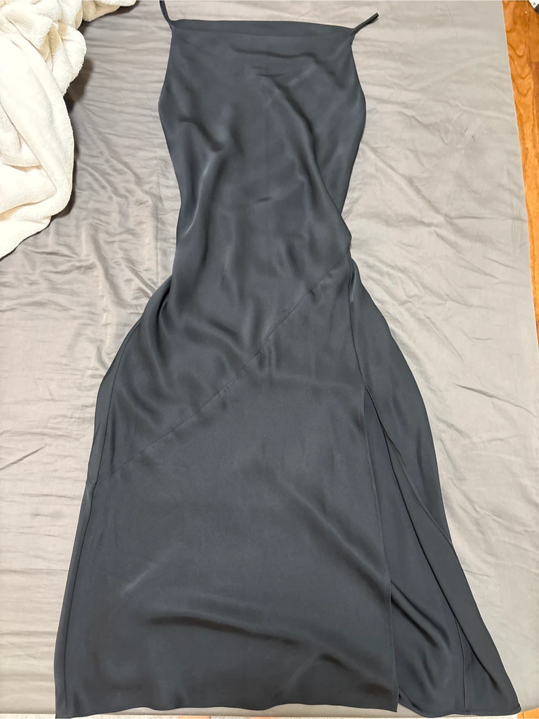 (Aritzia) Babaton Dress