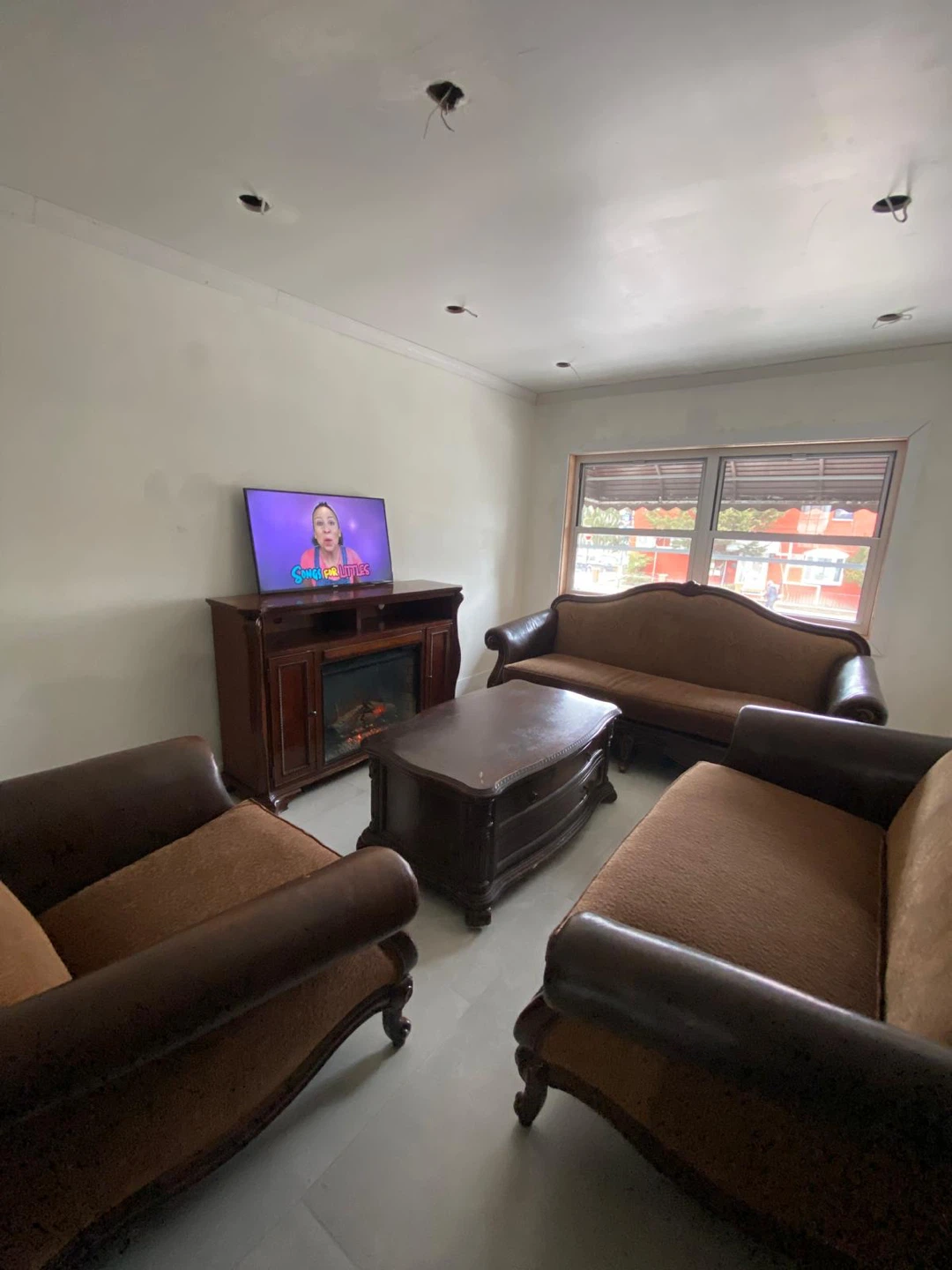 Sofa set
